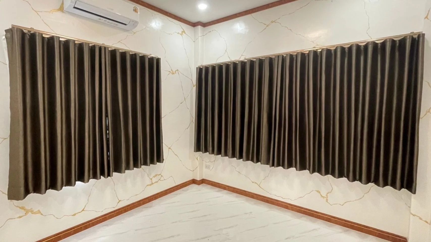 ดูแลม่านให้ยังดูใหม่